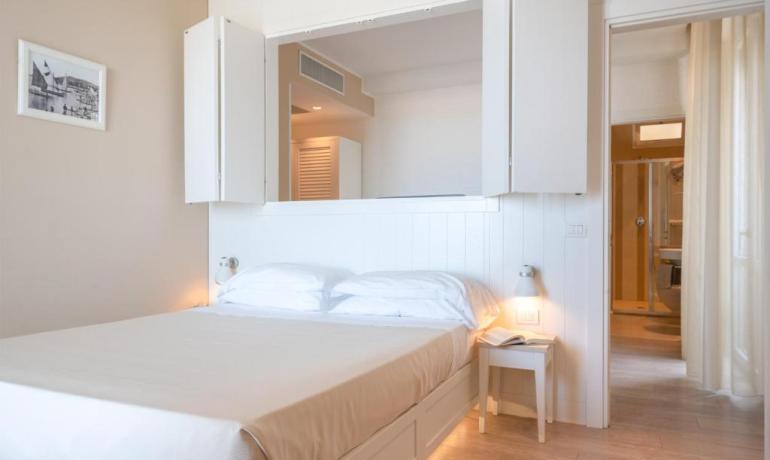 hotelbristolcattolica en early-booking-offer 015