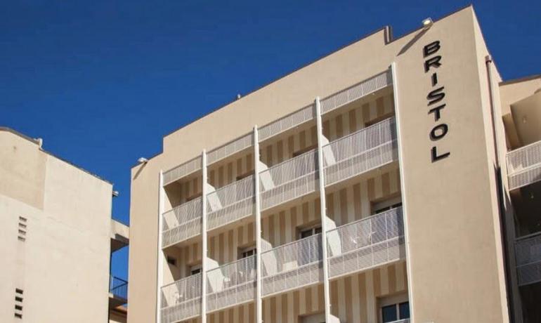 hotelbristolcattolica fr offre-reservez-en-avance 014