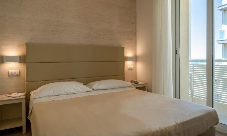 hotelbristolcattolica en september-offer-3-star-hotel-cattolica 016