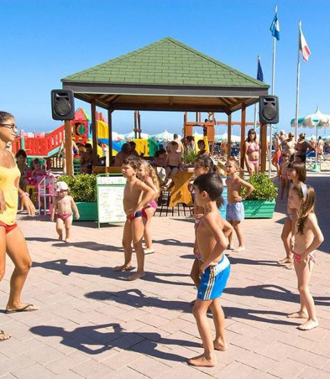 hotelbristolcattolica en spiaggia 019